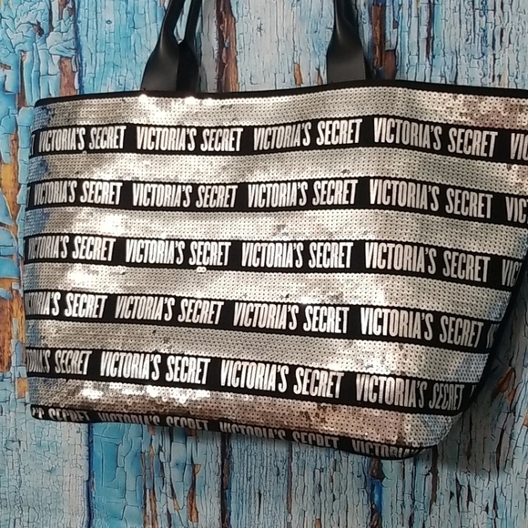 VICTORIA'S Secret Silver Sequined Large Tote - Picture 1 of 8